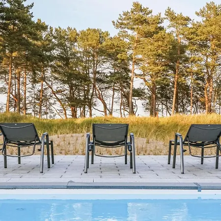 Prora Solitaire Panorama 02 Binz